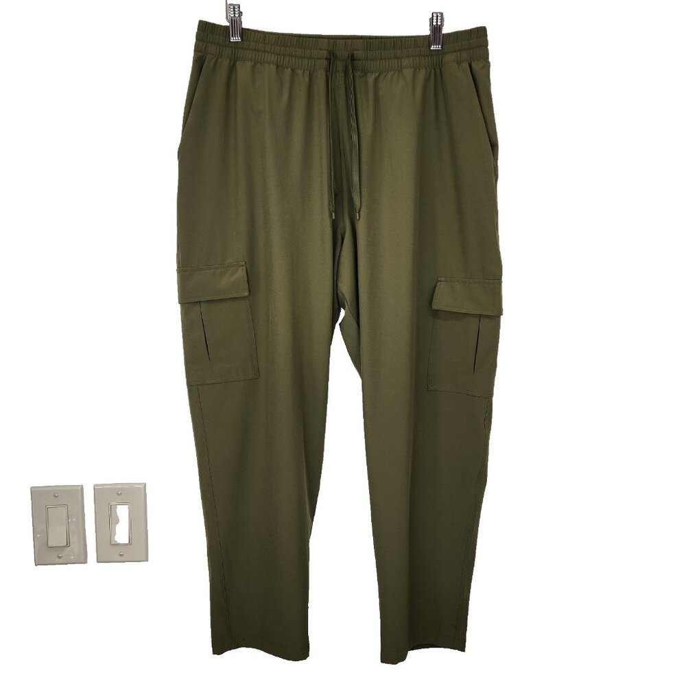 Patagonia Fleetwith Cargo Crop Pant L Green Microfiber Lightweight Pull On 21935